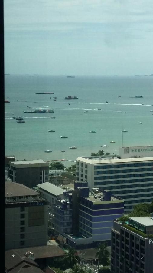 The Base Central Pattaya By Nkl 외부 사진