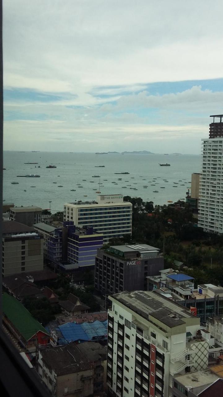 The Base Central Pattaya By Nkl 외부 사진