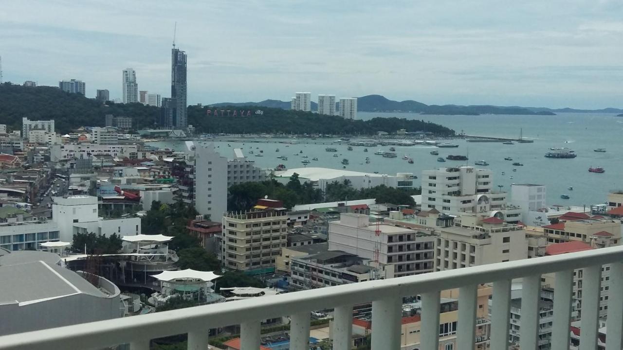 The Base Central Pattaya By Nkl 외부 사진