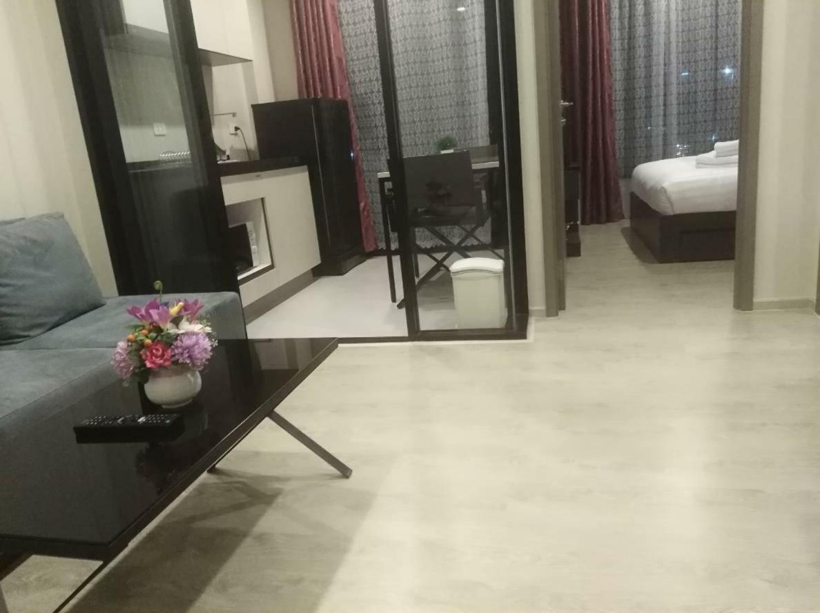 The Base Central Pattaya By Nkl 외부 사진